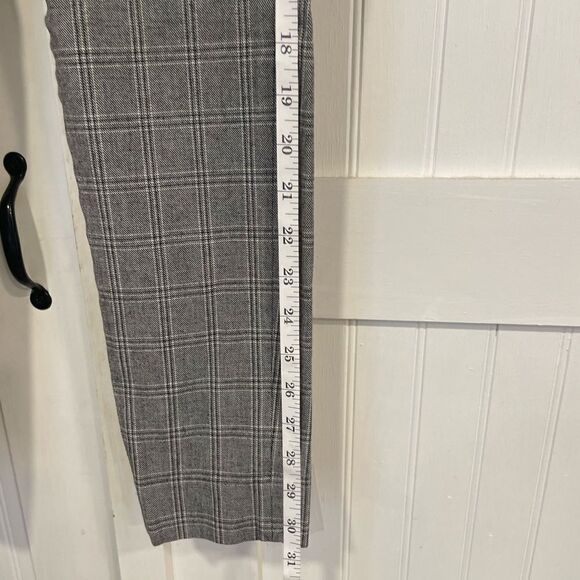Banana Republic Sloan gray & black slacks, size 00 petite. - Picture 3 of 8